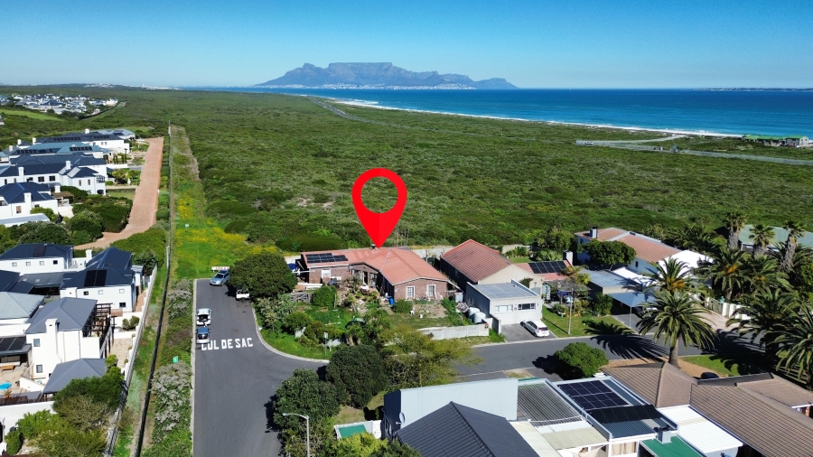 4 Bedroom Property for Sale in Melkbosstrand Central Western Cape